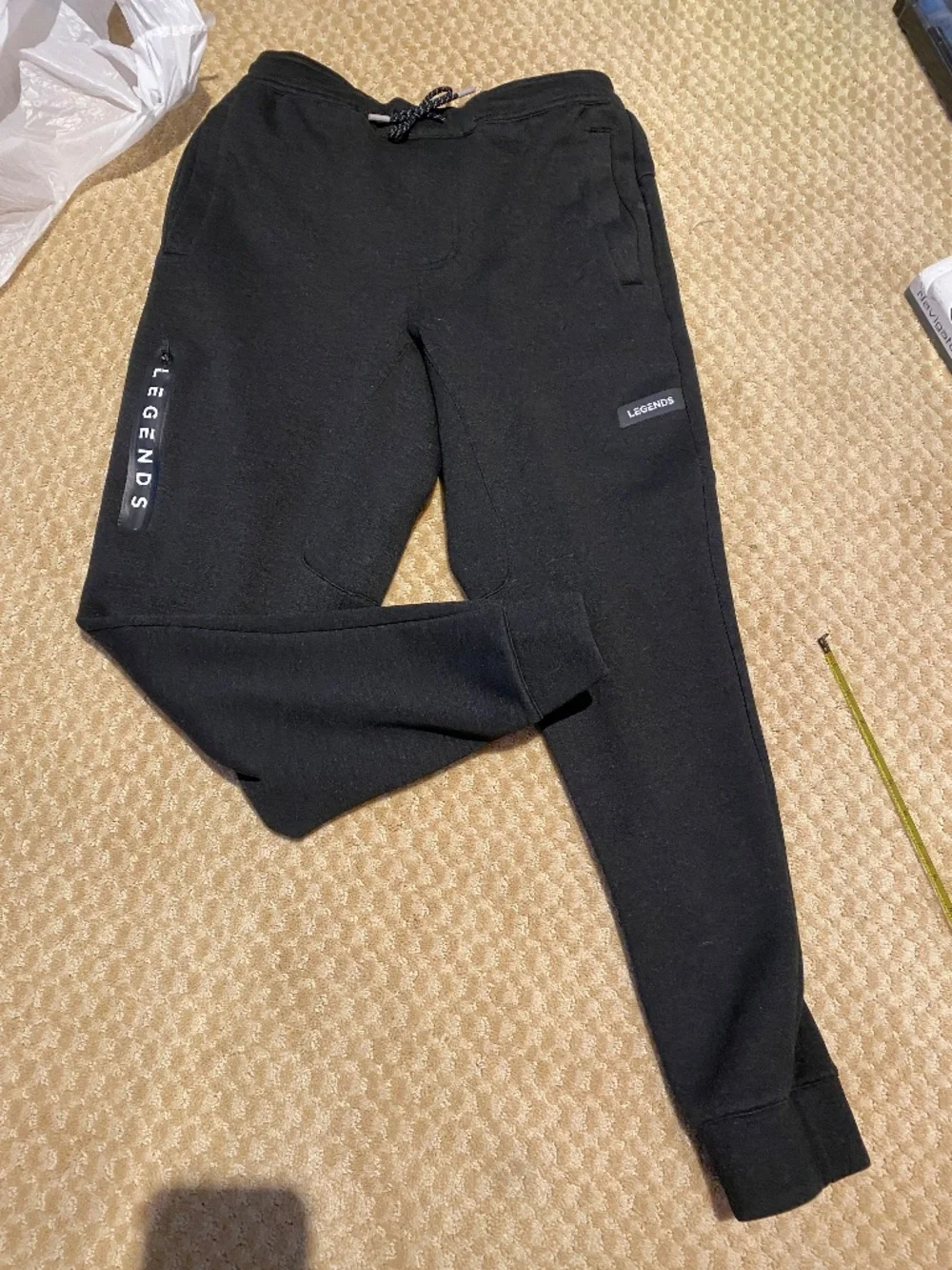 Legends Hawthorne Jogger Mens Medium Black Slim Tapered Tech Pants